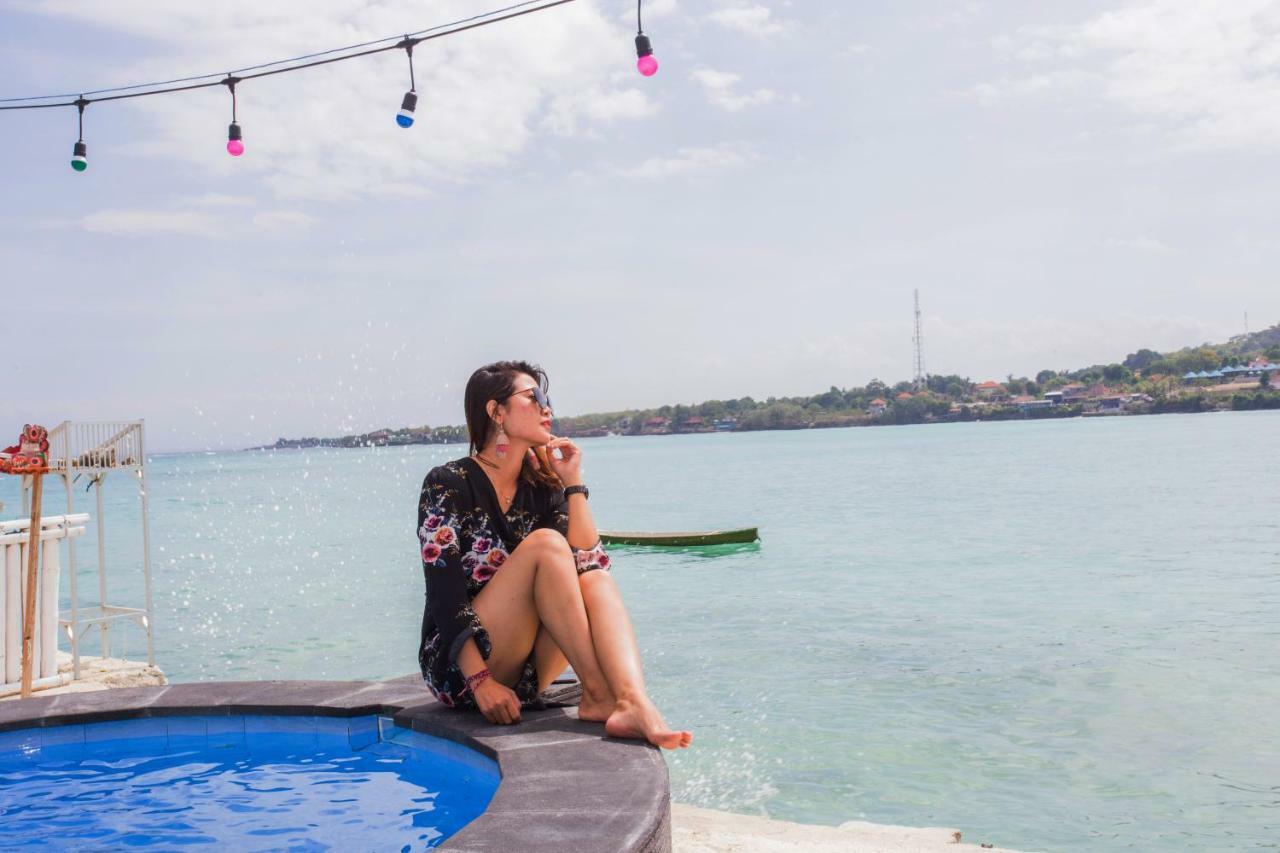The Waterfront Beach House Lembongan Exterior foto