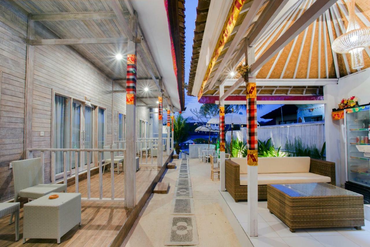The Waterfront Beach House Lembongan Exterior foto