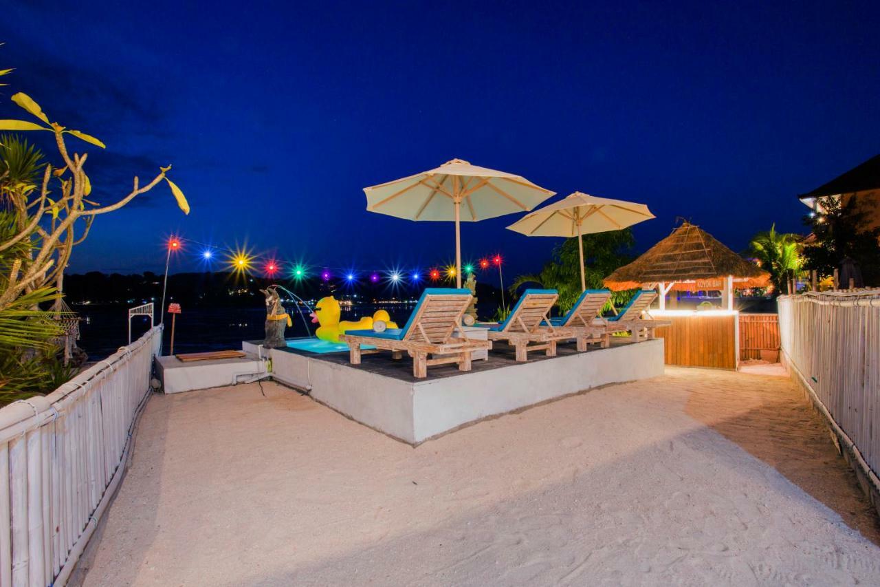 The Waterfront Beach House Lembongan Exterior foto