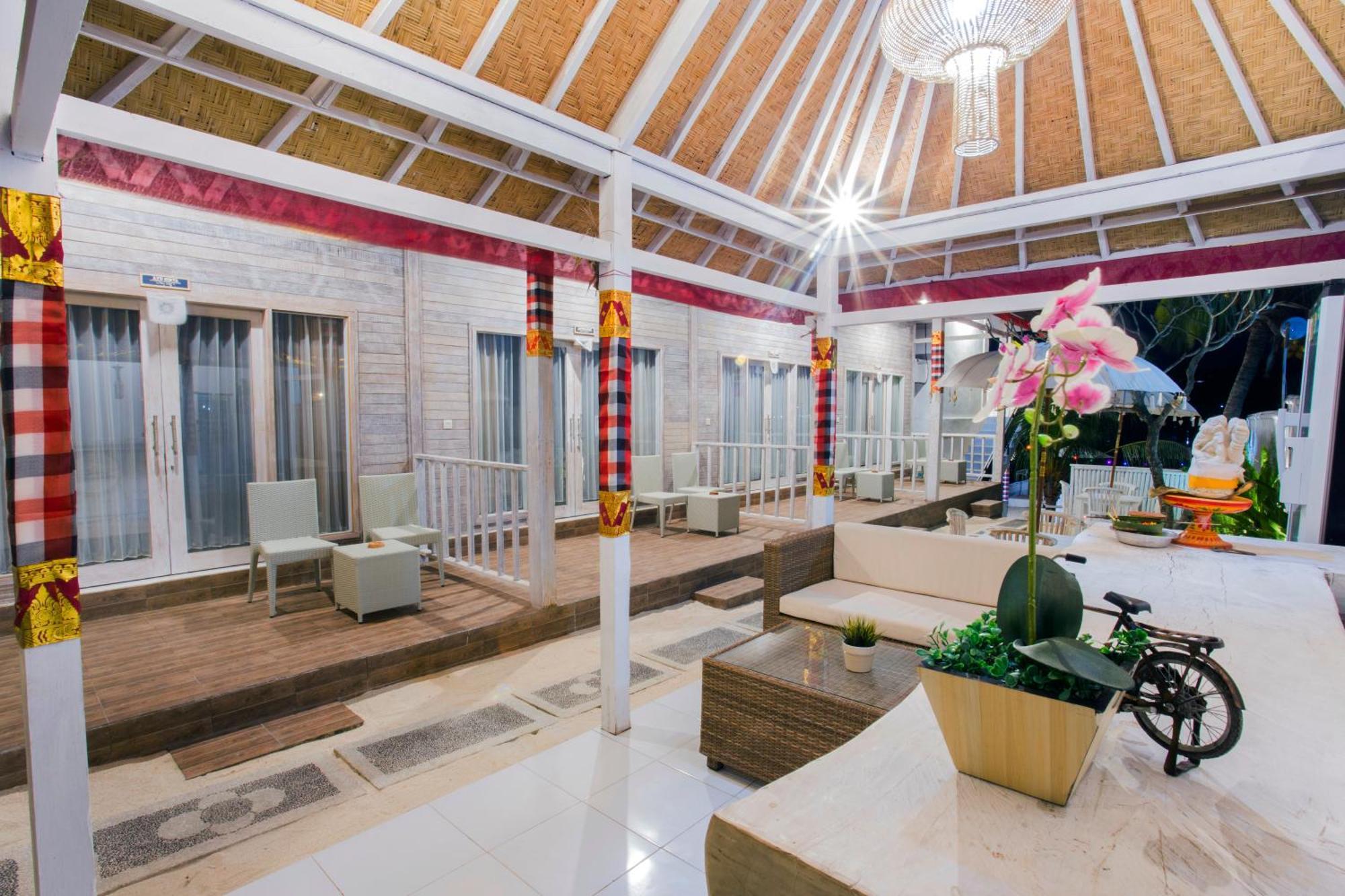 The Waterfront Beach House Lembongan Exterior foto